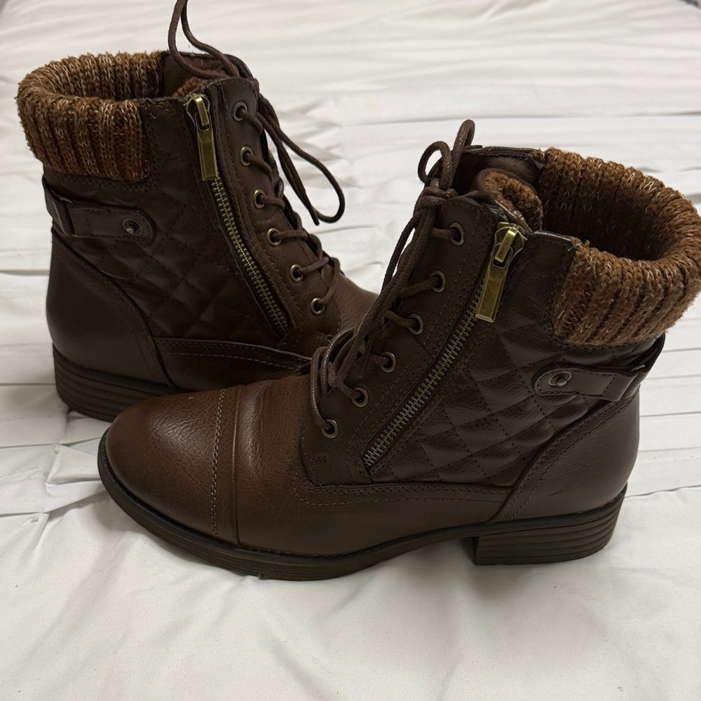 Elegant Brown Lace-Up Ankle Boots